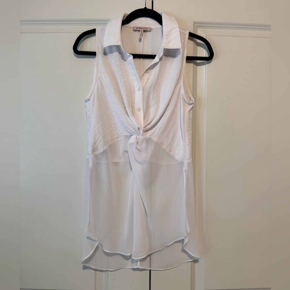 BCBGeneration White Sleeveless Knot-Front Blouse Sz XS